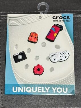 Crocs Vaca Girl Jibbitz Charms - Flower Croc Camera Water Bottle Backpack